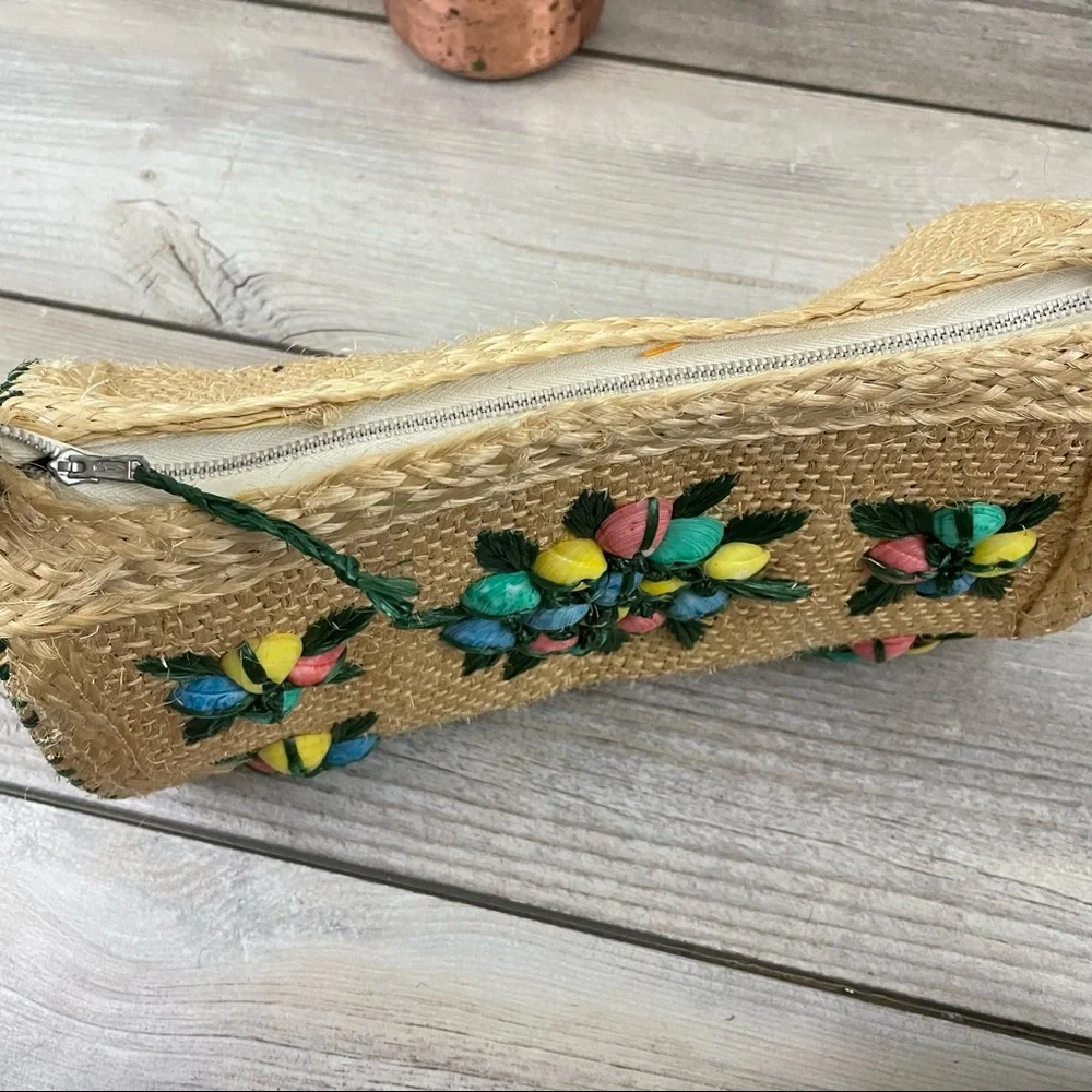 Vintage Multicolor Woven Straw Shoulder Bag - Picture 10 of 11
